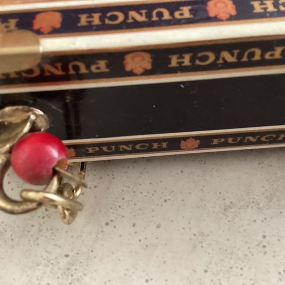 Fun Vintage custom cigar box  purse 36” chain strap..one of a kind - Picture 7 of 7